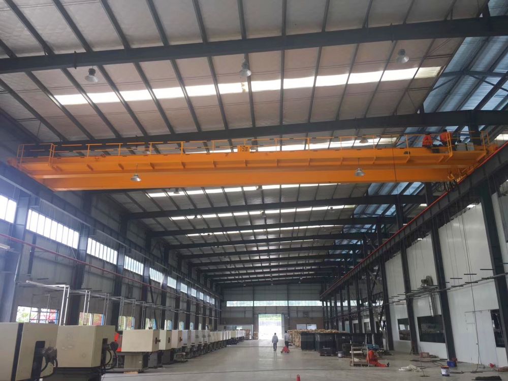 LH型電動(dòng)葫蘆雙梁起重機(jī).jpg