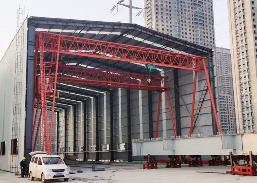 海南三亞龍門吊，電動葫蘆倒三角單梁門式起重機(jī)廠家制造安裝