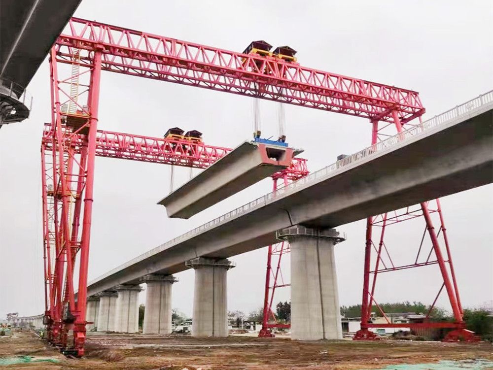 四川宜賓提梁機(jī)、路橋門(mén)機(jī)、桁架雙梁門(mén)式起重機(jī)廠家銷(xiāo)售安裝維修